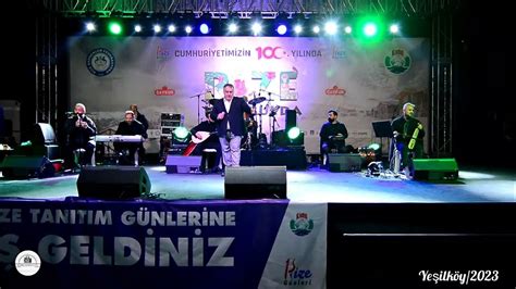 İsmail TÜRÜT " Potomya Deresi " Rize Günleri Konserinden.