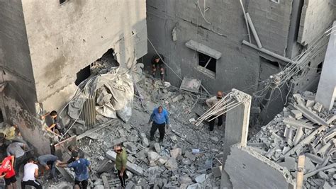 İsrail, Gazze’deki 2 mülteci kampını bombaladı: En az 44 ölü