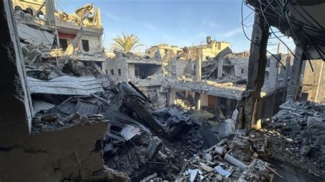 İsrailli askeri doktor: Ordu Gazze'de evleri yağmaladı, yaktı ve esirleri idam etti
