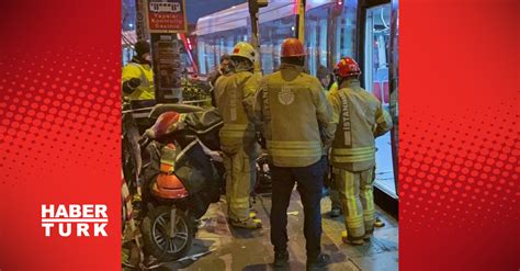 İstanbul'da tramvayın çarptığı kişi ağır yaralandı - Son Dakika Haberleri