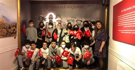 İstek Okullarından 107 Yıllık Destan: Çanakkale Geçilmez . 