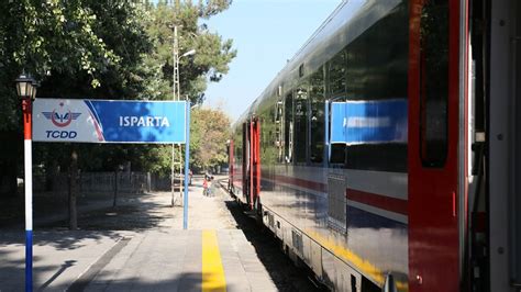 İzmir -Isparta tren bileti fiyatları TCDD Göller Ekspresi tren saatleri . 