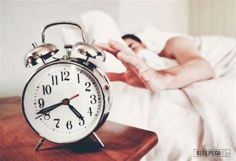Когда нужно вставать утром?