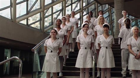 Медсестра (2013)