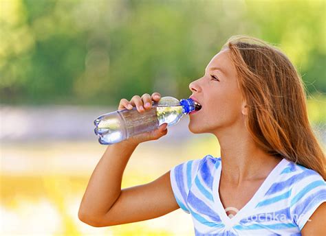 Чем больше пьешь воды тем быстрее худеешь?