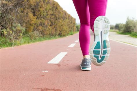 Что лучше для похудения быстрая ходьба или бег?