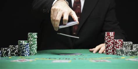 азартный игра на доллары в 2016