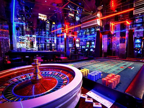 вакансии в казино москва