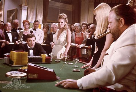 казино рояль 1967 смотреть