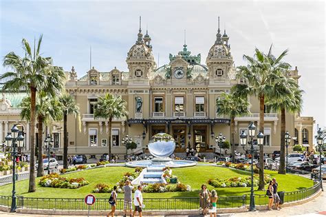 площадь казино монако
