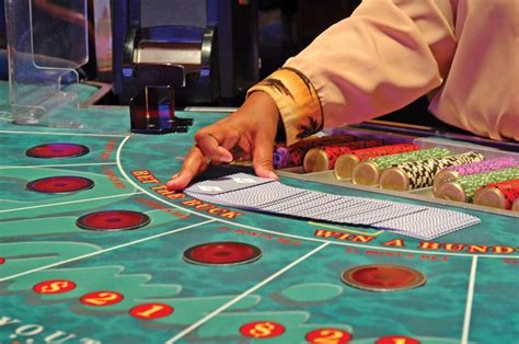 правила игры баккара в казино видео