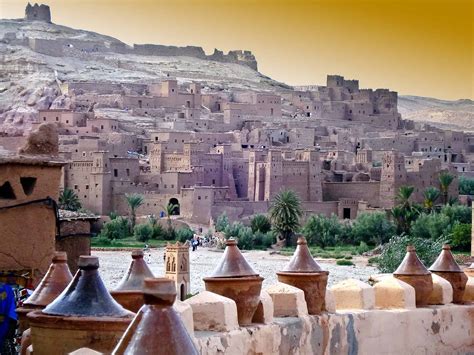 السفر الى المغرب لوحه كبيره
