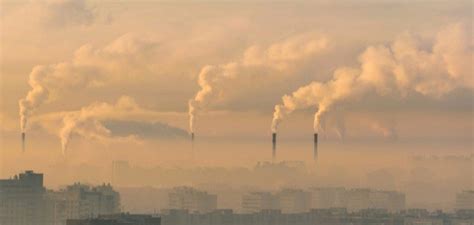 توجد ملوثات الهواء بكميات أكبر في المدينه منه في الريف مسير