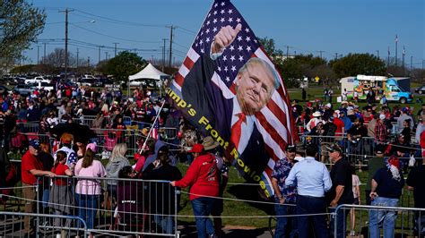‘[It’s like] a family reunion’ Thousands of Texans attend Waco Trump rally