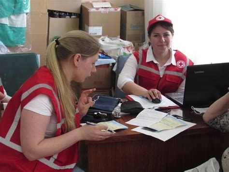 ‘A bit of help’: Canadian Red Cross funding medical clinics for displaced in Ukraine