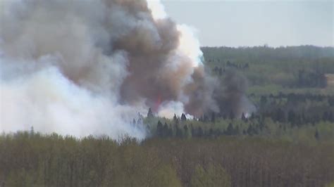 ‘A situation that’s unprecedented.’ Quebec confronted with over 150 wildfires