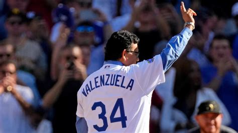 ‘Fernandomania’ lives again at Dodger Stadium with retirement of Valenzuela’s jersey