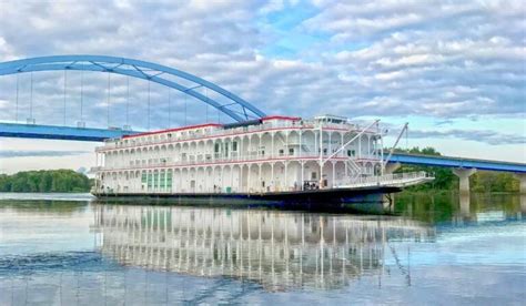 ‘Field of Dreams’ Excursion With American Queen Voyages