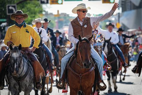 ‘Our cultural fabric’: Calgary Stampede gets ready to kick off Friday with parade