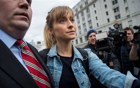 ‘Smallville’ actor Allison Mack released from prison