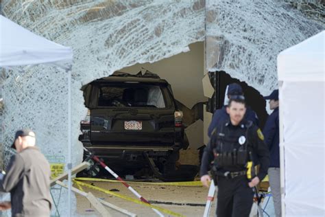 ‘Stuck foot’ crash into Apple store now called murder; driver’s lawyer ‘astounded’ by indictment