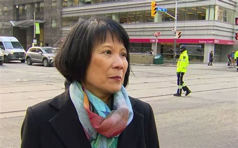 ‘We are fixing the problem:’ Chow urges residents to take King streetcar