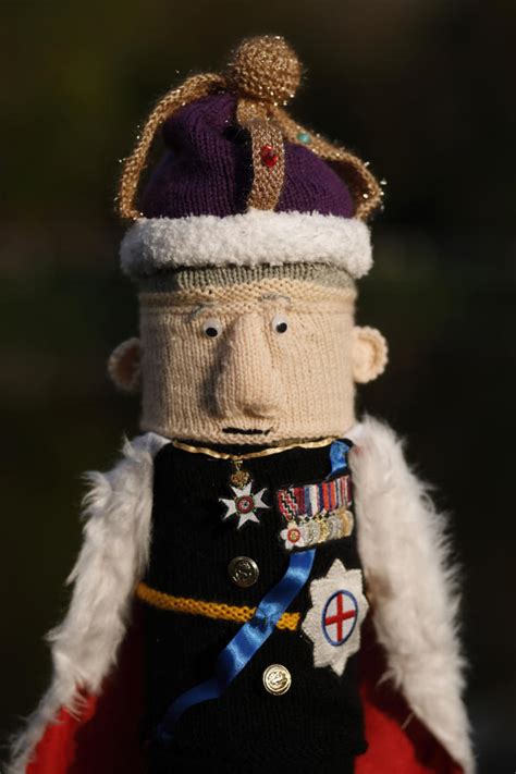 ‘Woolly delinquents’ celebrate Charles’ coronation in yarn