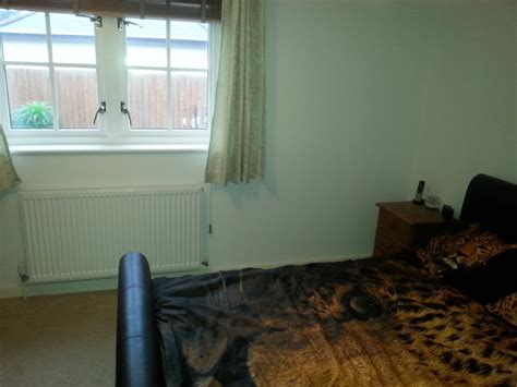 “Room to rent in St Erth, ideal for surfers” from SPARE ROOM.co.uk