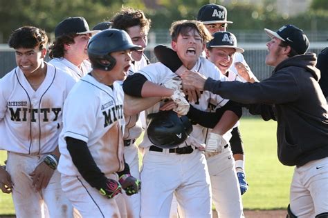 “That was a great moment” — Mitty beats Bellarmine on Tanner Kern’s walk-off double in extra innings