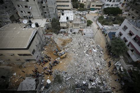 “Todos fuimos atacados”: al menos 68 muertos en ofensiva israelí en el centro de Gaza