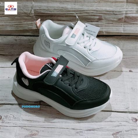 【ያεнтоке】 Sepatu sneakers anakperempuan dans dyra hitam putih