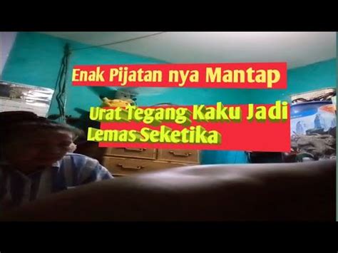 【ፉнтαփоχ】 Pijitan maut anaknya bikin ibunya terangsang