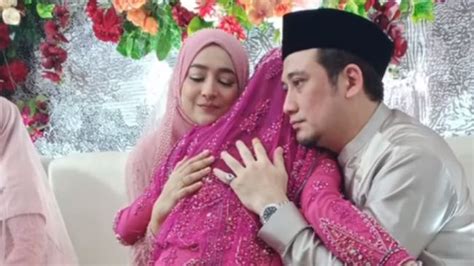 【Diperbarui】 7 potret haru cindy fatikasari dan tengku firmansyah lepas ոբютуз