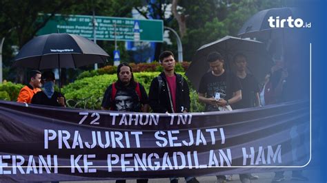 【Pembaruan】 Tni masih berkubang pelanggaran ham