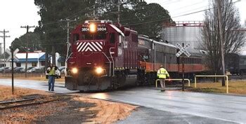 【Recreated illinois central passenger train to be featured in tv series】 Gucci bloom terlengkap