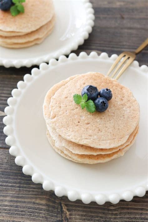 オートミールで作る！小麦粉不使用の簡単パンケーキ たべレシピ