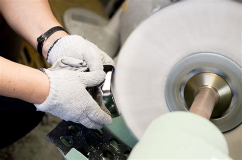 バフ研磨のご案内