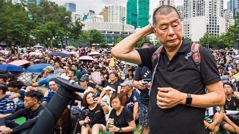 中国は、逮捕された メディア起業家 ライ氏の事件において外部からのプレッシャーに警告し、それは香港の内政問題だと発表しています。