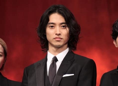 人気俳優 山崎賢人の噂の彼女たちとは 好きなタイプも暴露 Motochan Blog