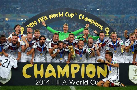 你认为本届世界杯是荷兰还是德国夺冠?