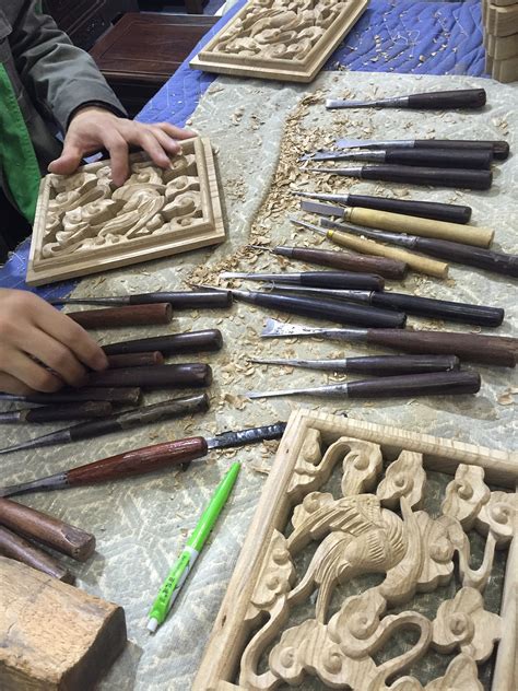 哪里有招收木工家具手工雕刻的学？