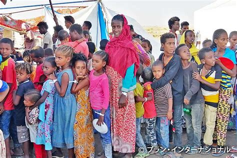 国際連合は、難民が争いと気象変動の負の循環に閉じ込められていると言明しています。