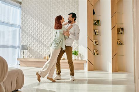 声が好きと言われた男性の心理は？