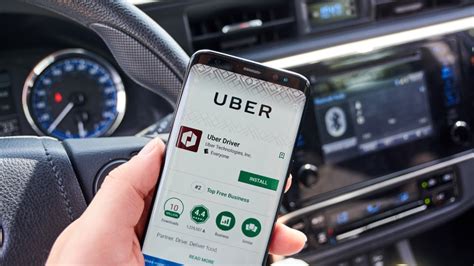 多くの空港でタクシー、カー サービスを展開 Uber