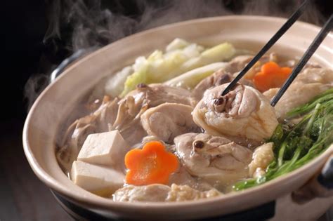 寒い季節が始まる... ラオシュウが質問する：「鍋を食べに行こう？それとも山へ行く？」