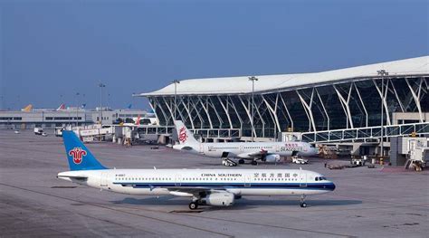 常熟到上海浦东机场有直达车吗