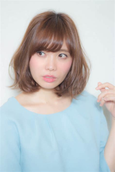 年秋 丸顔さんに似合うボブとは 失敗しない髪型をプロが解説 超本格派サロン Minxが提供する美容のビューティーメディア 表参道 銀座 原宿の美容院minx