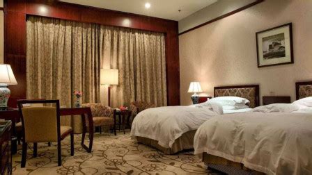广州7日旅馆最便宜的一晚双人房多少钱啊  ?