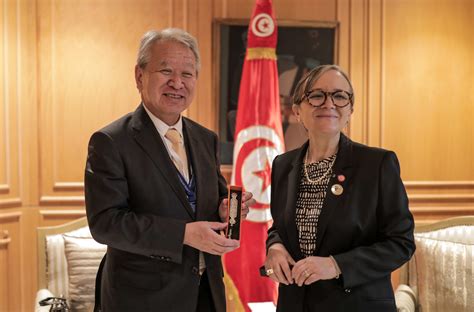 権利組織は、チュニジアにおける「不公正」、運動家への取り締まりを非難している