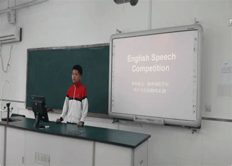 求课堂英语演讲一篇（1分钟）